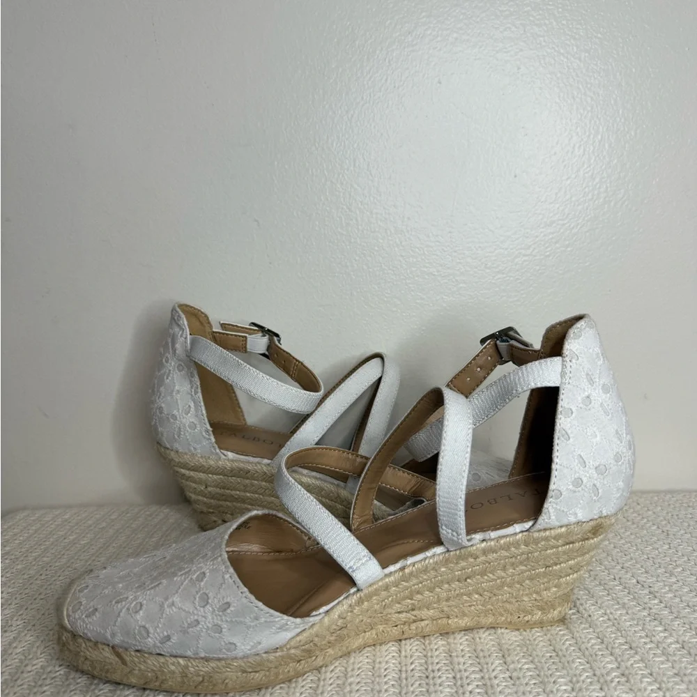 Talbots White Espadrille Wedge Sandals with Ankle Strap in size 9